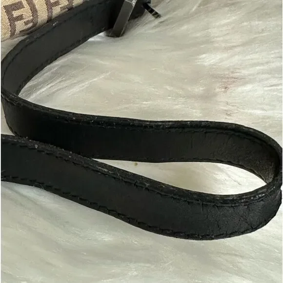 💯Authentic Fendi Shoulder Bag🍀